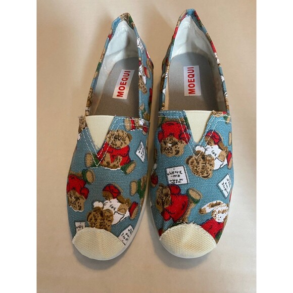 Christmas Bear Canvas shoes by Moequi Size 8 Brand New slip on size 8 sh… - Picture 10 of 12